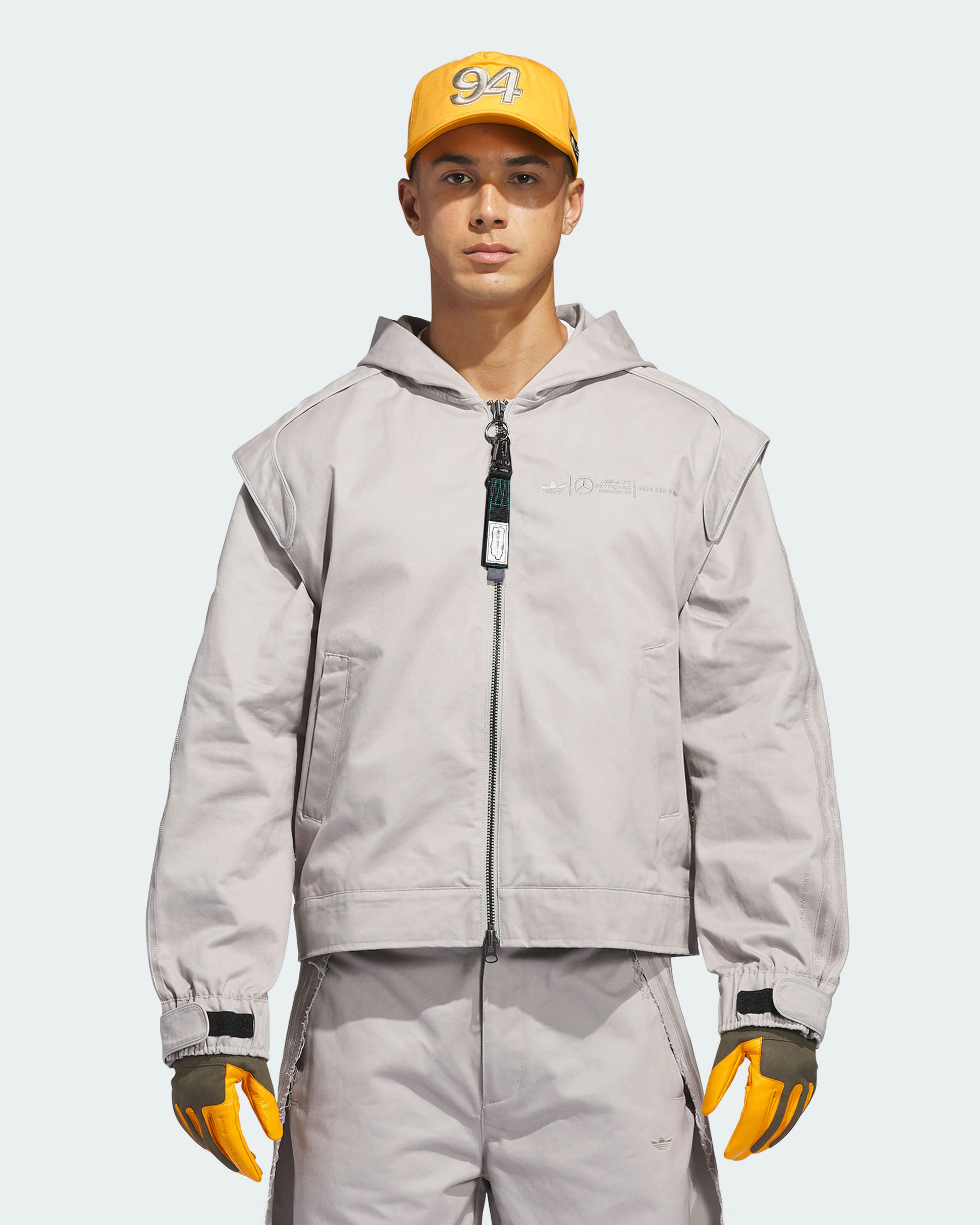 adidas para Bad Bunny x Mercedes-AMG F1 Racing Cap Gold - Image 5